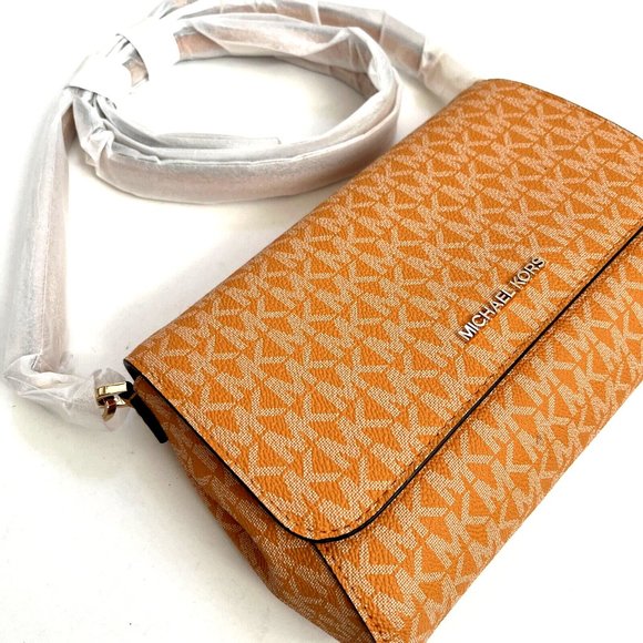 NWT $400 MICHAEL KORS Jet Set Medium Logo Convertible Crossbody Bag Signature - Picture 5 of 11